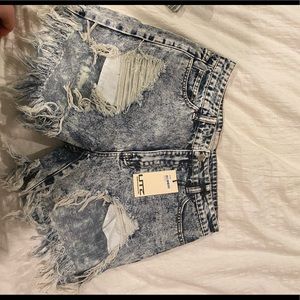 Acid wash ripped jean shorts